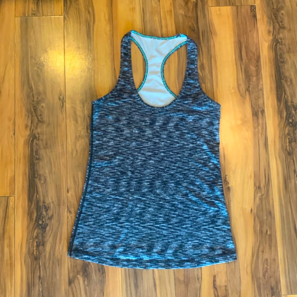 Lululemon size six tank top super soft